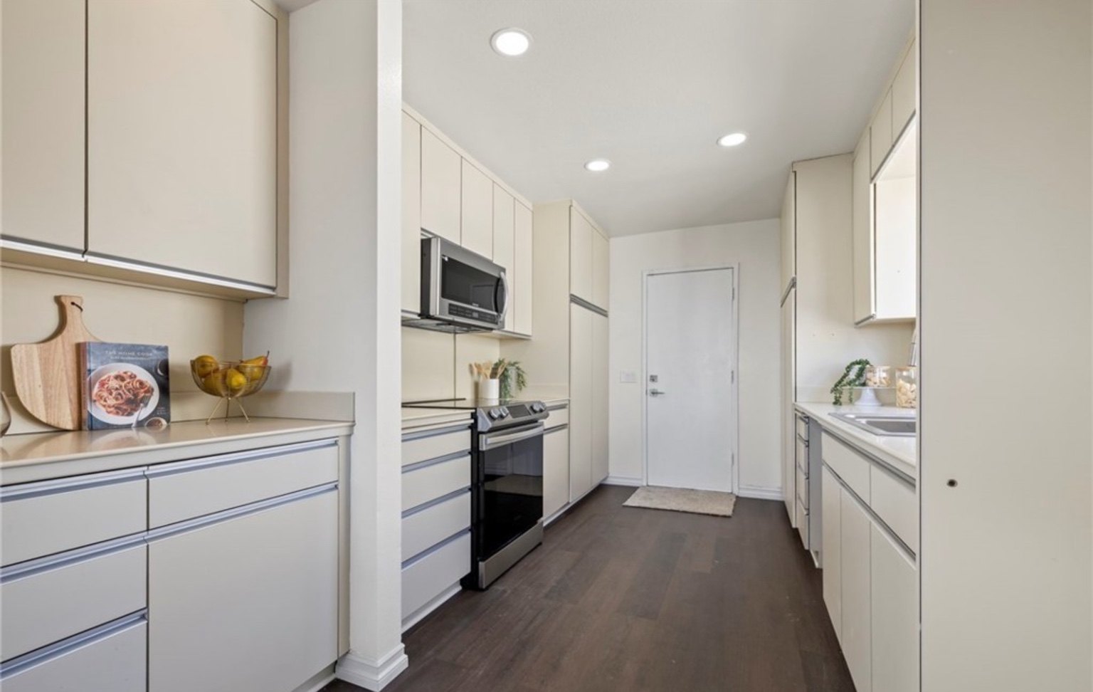 Kitchen before remodel